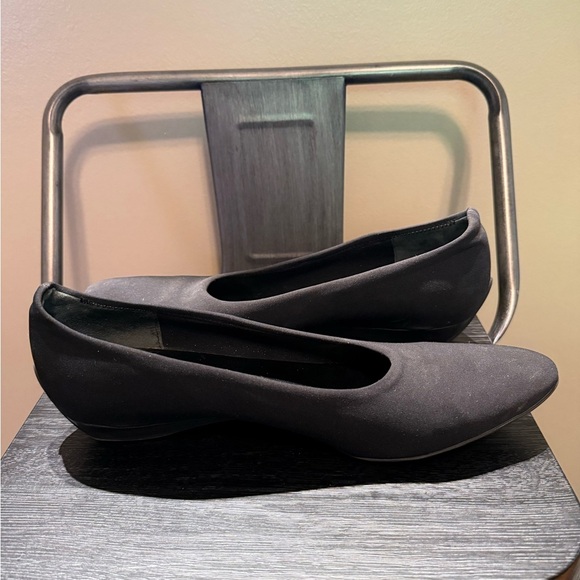 Salvatore Ferragamo Jet Black NELLA Nylon Wedge Loafer Size 10 - Picture 8 of 14